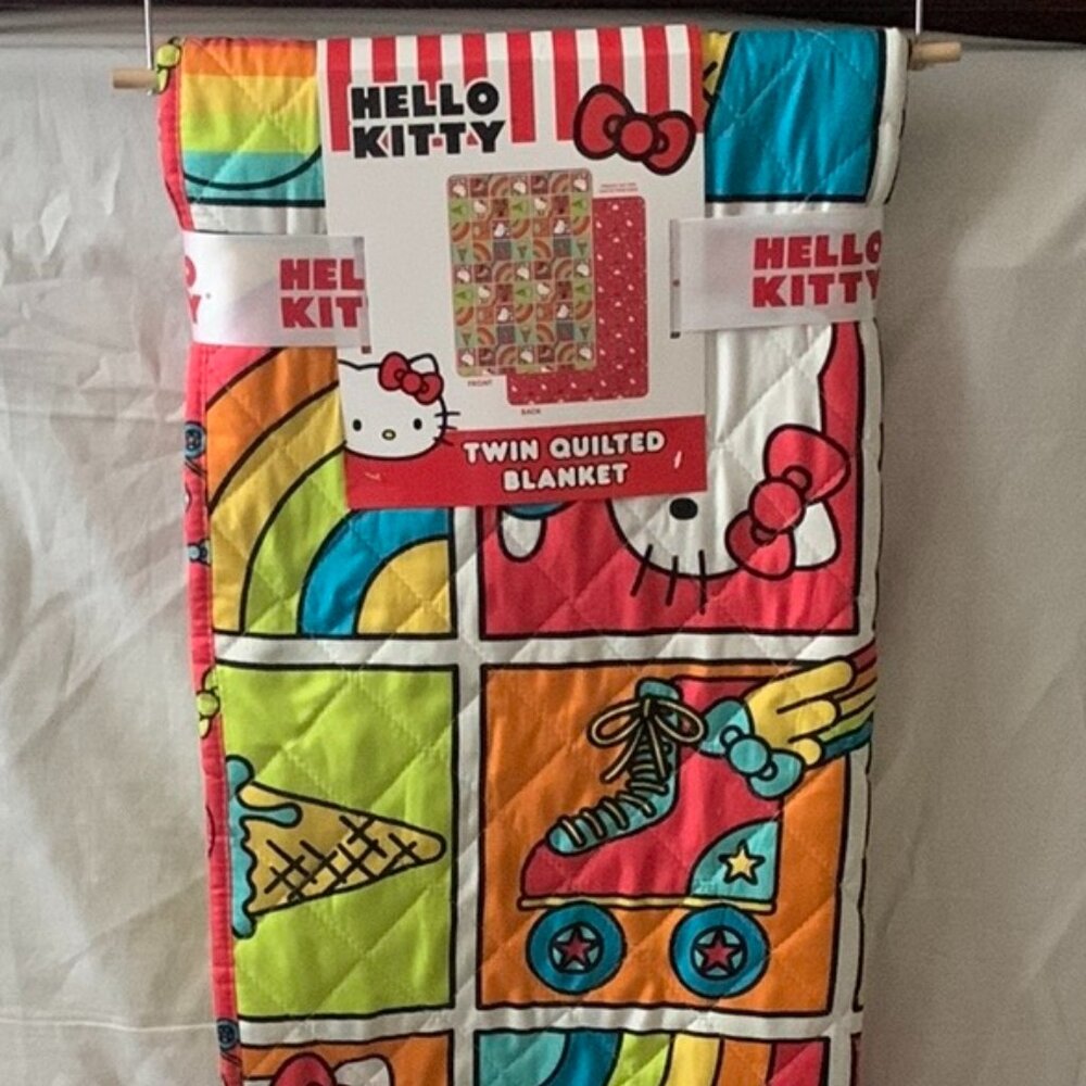 HELLO KITTY Rainbow Quilted Blanket TWIN-SIZED